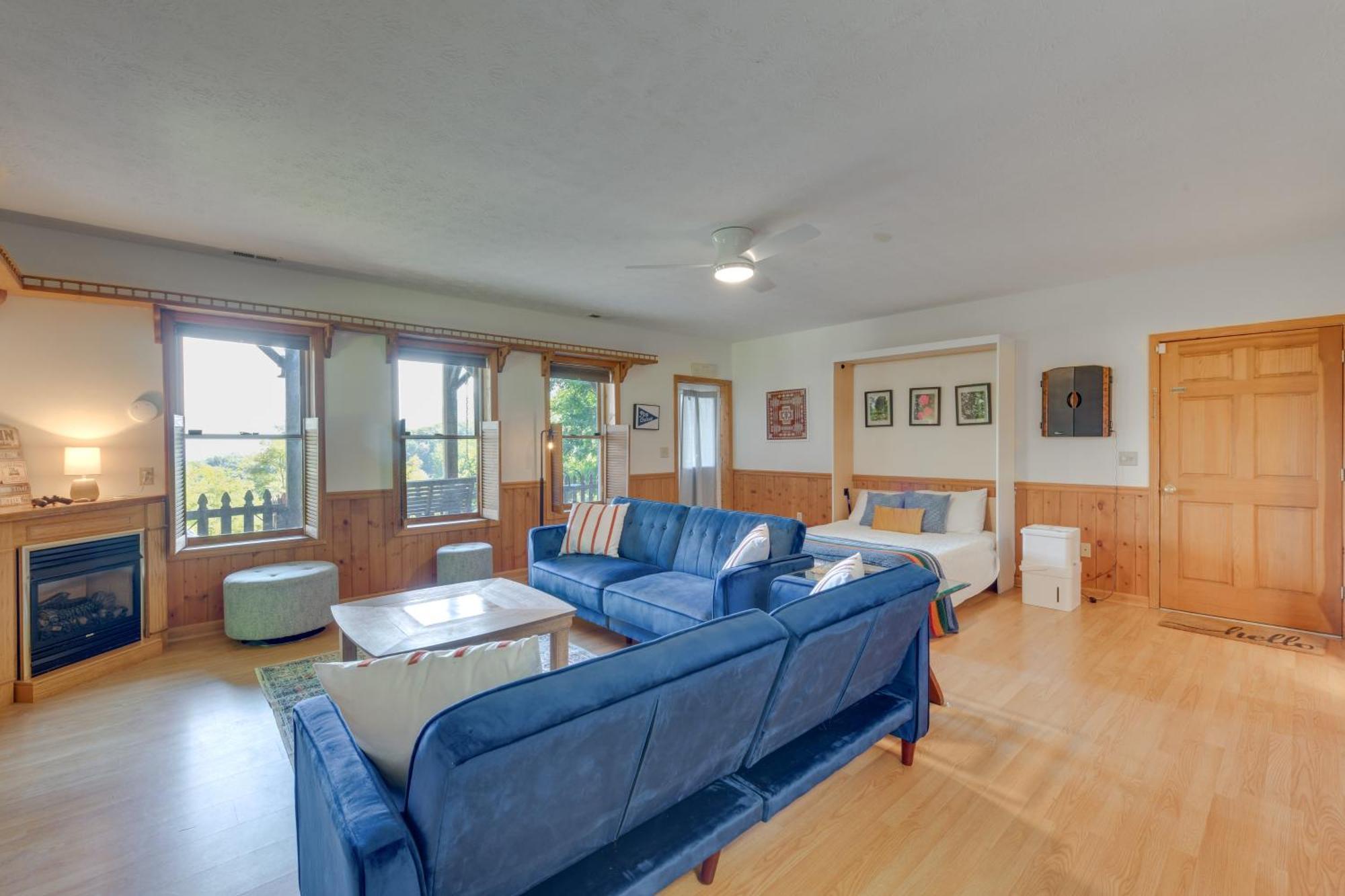 Pet-Friendly Waynesville Retreat With Hot Tub! 外观 照片