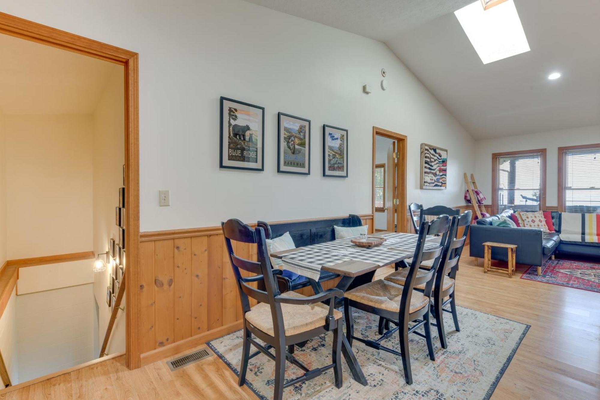 Pet-Friendly Waynesville Retreat With Hot Tub! 外观 照片